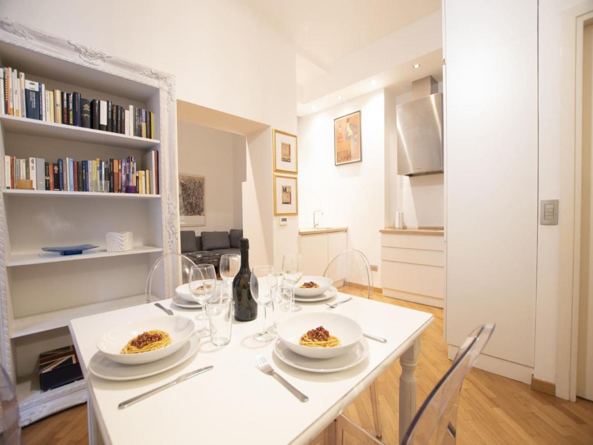 The Rent - Cozy Two-bedroom In Porta Romana District Apartment Mailand